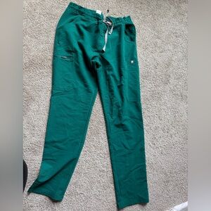 Figs Scrub Pants in Deep Green
